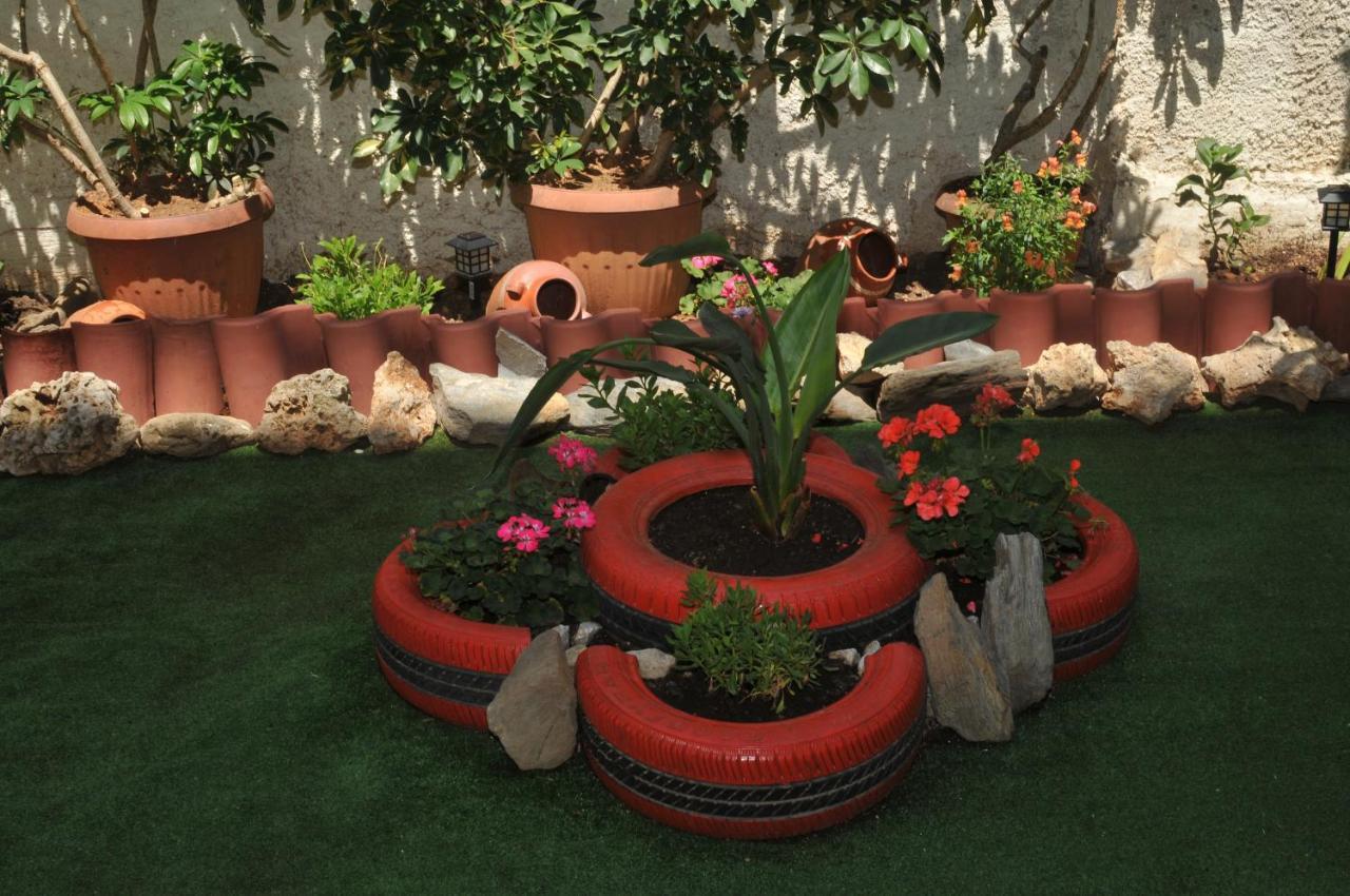Demi'S Garden Near The Metro Of Athens Apartamento Exterior foto